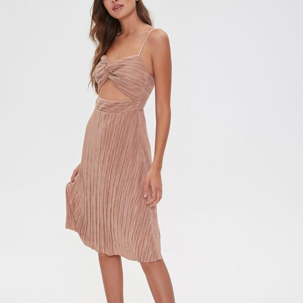 Forever 21 Blush Pink Pleated Twist-Front Midi Dress